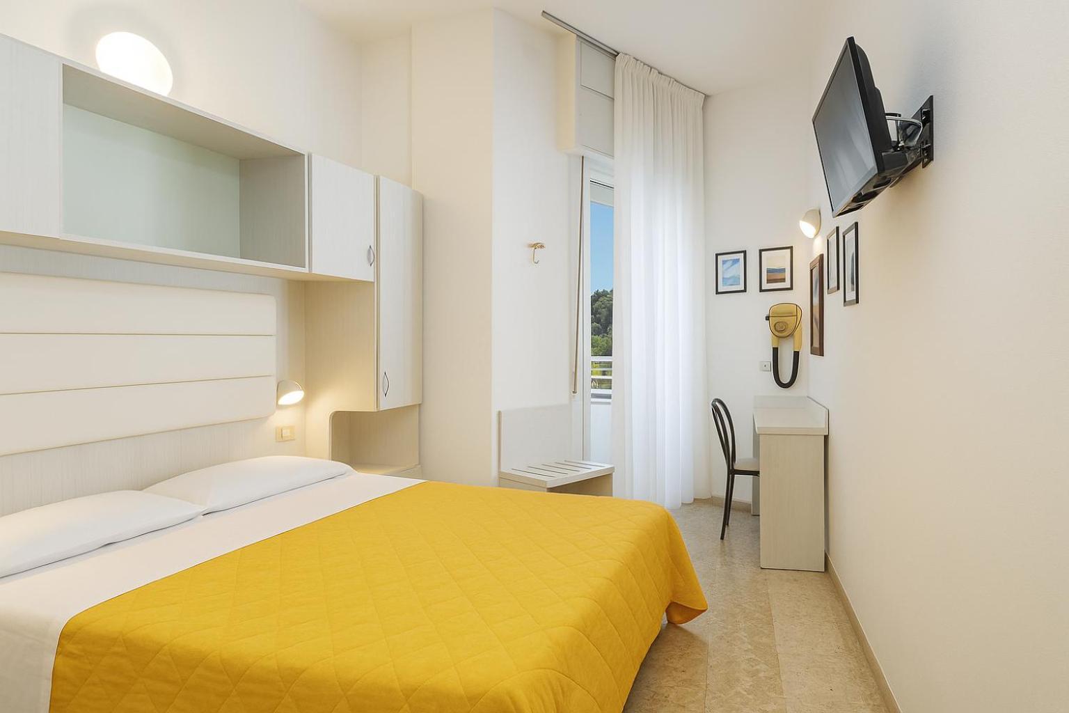 Hotel Imperiale Cesenatico Esterno foto